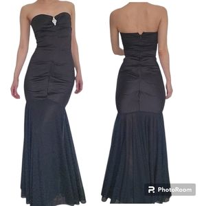 XSCAPE Black Evening Sweetheart Mermaid Maxi Gown Dress  Size 4